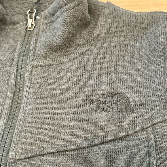 The NorthFace Fleece Zip Down Jacket - Women's Medium - Picture 6 of 7
